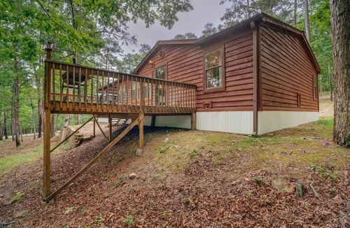 Royal Cabin | Cabin J at Safe Harbor Brady Mountain on Lake Ouachita!