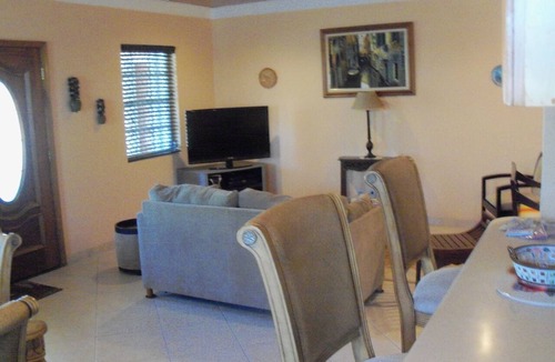 Westward Villas Subdivision House | Cable Beach 2 bedrooms - brand new with pool