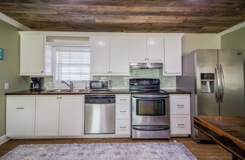 Bayou Gauche Cabin | Cajun Bayou Retreat