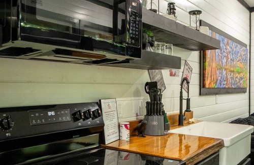 Board Camp House | Cajun Style in Mena