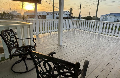 Grand Isle House | Camp Barataria- Grand Isle at its Best!
