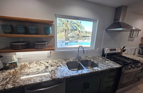 Flour Bluff House | Canal Home with Private Pool! Bring the family & your boat! Beautiful Sunsets