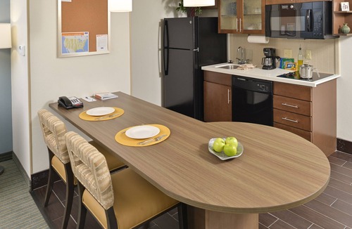 Bayou Cane Hotel | Candlewood Suites Houma by IHG