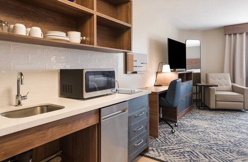 Sulphur Hotel | Candlewood Suites Lake Charles - Sulphur by IHG