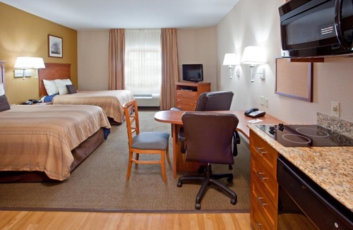 League City Hotel | Candlewood Suites League City by IHG