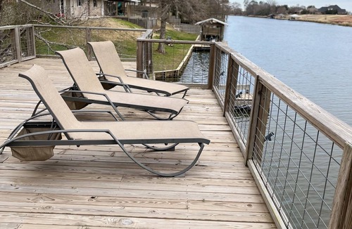 Natchitoches House | Cane Break! Feels like a cabin on the lake!
