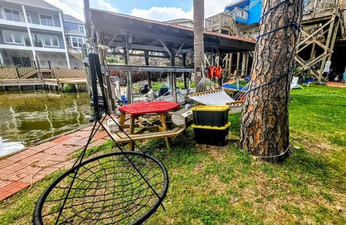 Nassau Bay House | Captain Eric`s Fishing Lodge Clear Lake @ JSC SCH