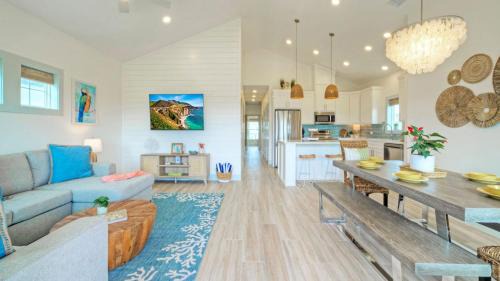 Shibui Sands House | Casa Rita by AvantStay Snowbird Discounted Rates Private Pool Near Beach