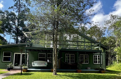 Covington House | Casa Verde ~ Peaceful Country Setting, 1 mile from downtown Covington