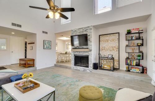 Lakeway House | Casa Verde Retreat 1/2 Mi to Lake Travis + Pool!