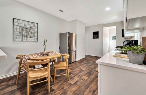 East Riverside House | Casita de Ruthie- 5 Minutes to Silos