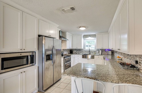 Gun Barrel City House | Cedar Creek Lake 'Amarianna Cove' Paradise!