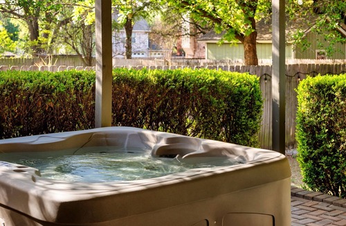 Cedar Park House | Cedar Park Parlor! 5BR Hot Tub & Game Room