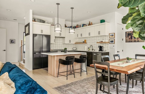 Brentwood House | Central Austin Oasis with Pool - Sleeps 9