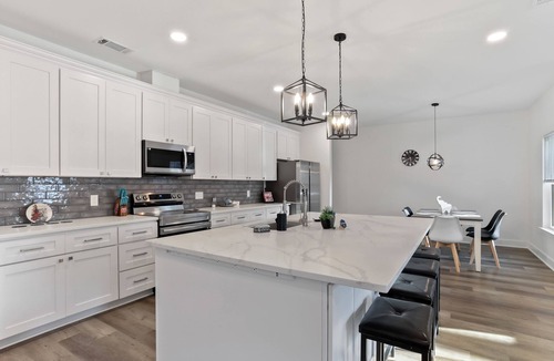 Mid City South House | Central Baton Rouge Home near LSU, Downtown & Medical Centers