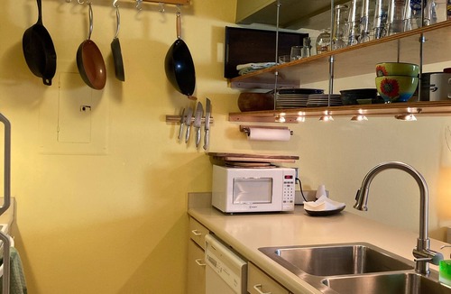 Old North Boulder Apartment | Central Boulder Studio Condo - Quiet Space Close to Downtown!