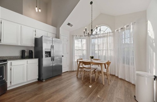 Frisco House | Central Frisco Single Story 3BR Sleep 8 Fully Fenced Backyard