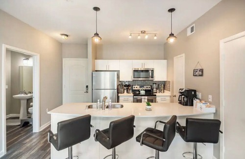 Legacy Park Apartment | Charming 1,100 sq. ft. apt