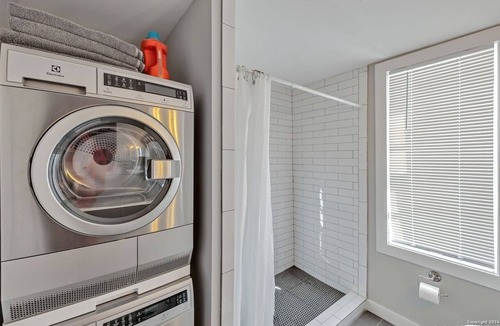 Near East Side House | Charming 1-bedroom house in fantastic San Antonio with WiFi, AC