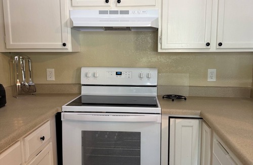 Holly Lake Ranch Apartment | Charming 2-bedroom apartment with AC in Holly Lake Ranch