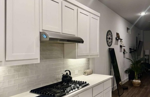 Park Central Apartment | Charming 2-bedroom apartment with WiFi, AC in delightful Dallas
