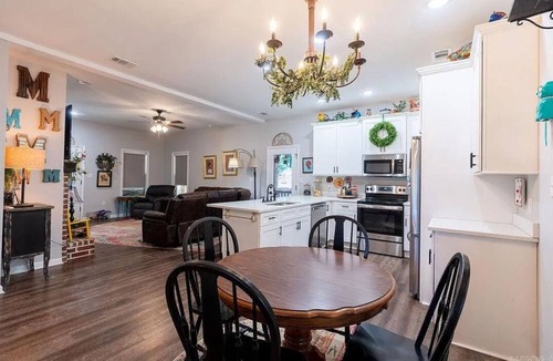 Heber Springs Cottage | Charming 3-bedroom cottage in peaceful Heber Springs