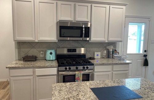 Clodine House | Charming 3-bedroom house with AC and WiFi in awesome Richmond