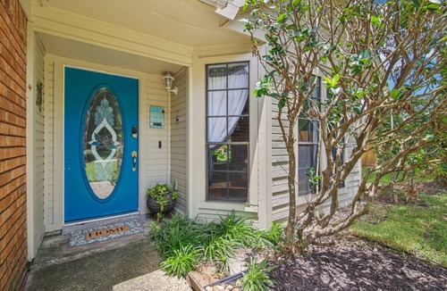 Kingwood House | Charming 3-bedroom house with WiFi, AC in fabulous Houston