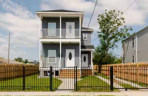 Lower Ninth Ward House | Charming 3-bedroom house with AC and WiFi