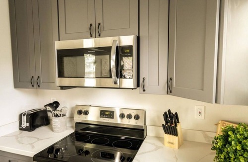 Whitney House | Charming 3-bedroom house in wonderful New Orleans with AC