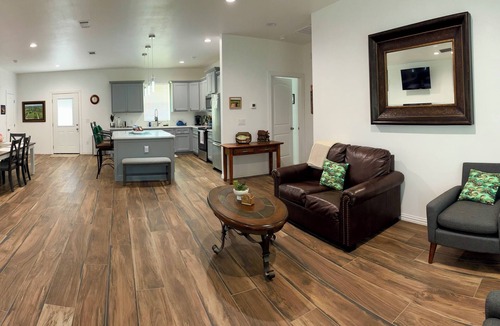 Wills Point House | Charming 3-bedroom 2-Bath house on 3 Acres lot near Lake Tawakoni that sleeps 8