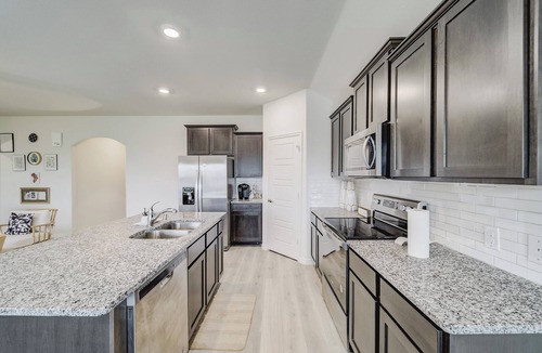 Anna House | Charming 3BR/2BA Retreat w/Pool Near Dining, Shopping & HEB Family-Friendly!