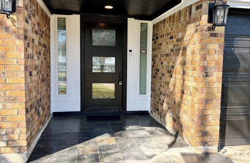 Grand Prairie House | Charming 3BR home with big yard, across park and lake in Grand Prairie