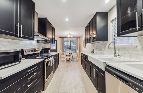 Richmond House | Charming 4-bedroom house with AC, WiFi in marvelous Richmond