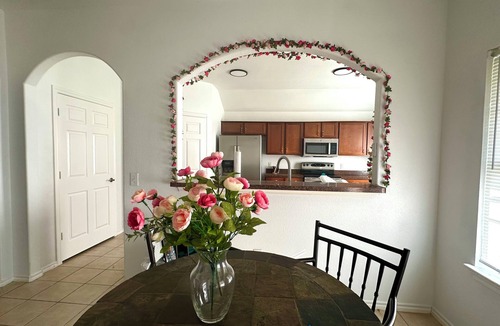 West Dallas House | Charming 4-bedroom house closes downtown Dallas