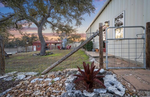 Georgetown House | Charming Barndominium with Farm Animals – Just 5 Minutes from Lake Georgetown