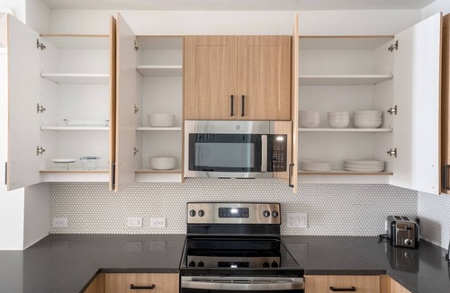 Hancock Apartment | Charming Central Austin 1BR w/Pool, Gym & W/D nr U. Texas, by Blueground