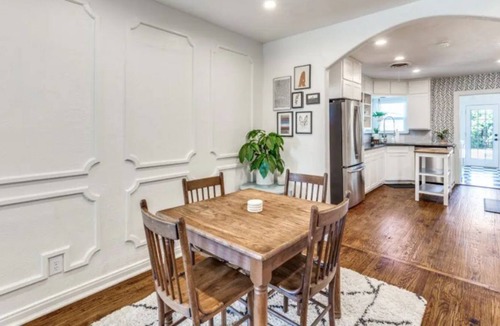 Arlington Heights House | Charming Home in the Heart of Arlington Heights