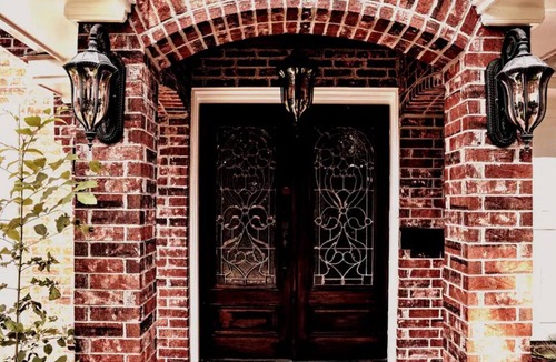 Algiers House | Charming large 4-bedroom house with movie room in vibrant New Orleans!n