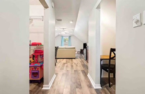 Daphne House | Charming Luxury Family Home