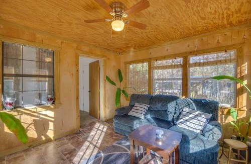 Roxie House | Charming Natchez Cottage with Sunroom!