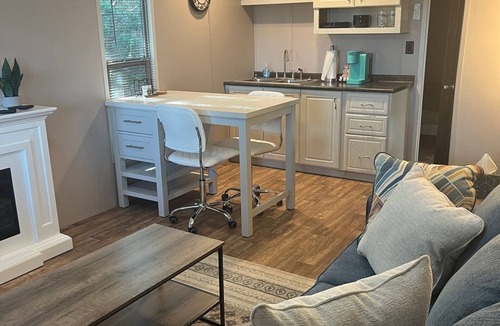 Cedar Creek House | Charming new 1 Bedroom, 1 Bath Casita on private, gated property in Cedar Creek.