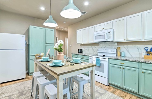 Highland Park House | Charming San Antonio Home ~ 4 Mi to Downtown