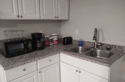 Holy Cross District Apartment | Charming St. Claude Ave 2 Bedroom