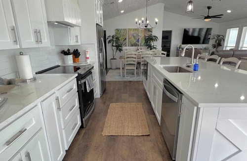 Grand Isle House | Chasin Tail - Beachfront - Island Realty