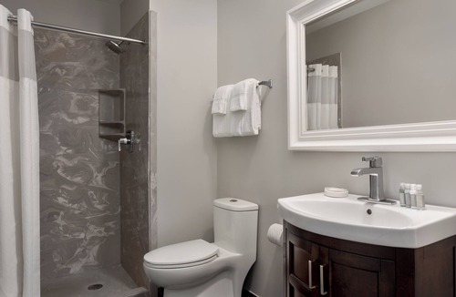 French Quarter Hotel | Chateau Hotel