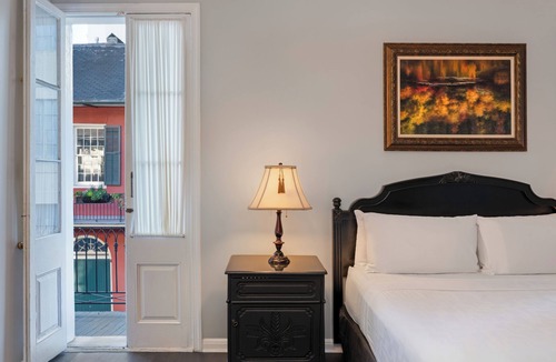 French Quarter Hotel | Chateau Hotel