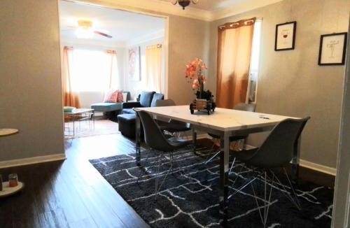 Behrman House | Cheeful, 2bed x 1bath Brick House