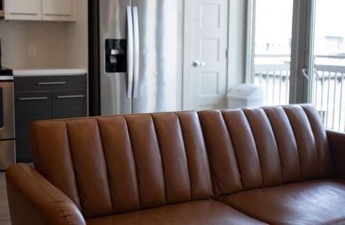 Midtown Apartment | Chic 1-bedroom apartment in vibrant Houston with AC, WiFi, fitness room, Balcony