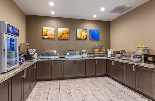 Barker Hotel | Chic hotel with AC and fitness room in marvelous Houston